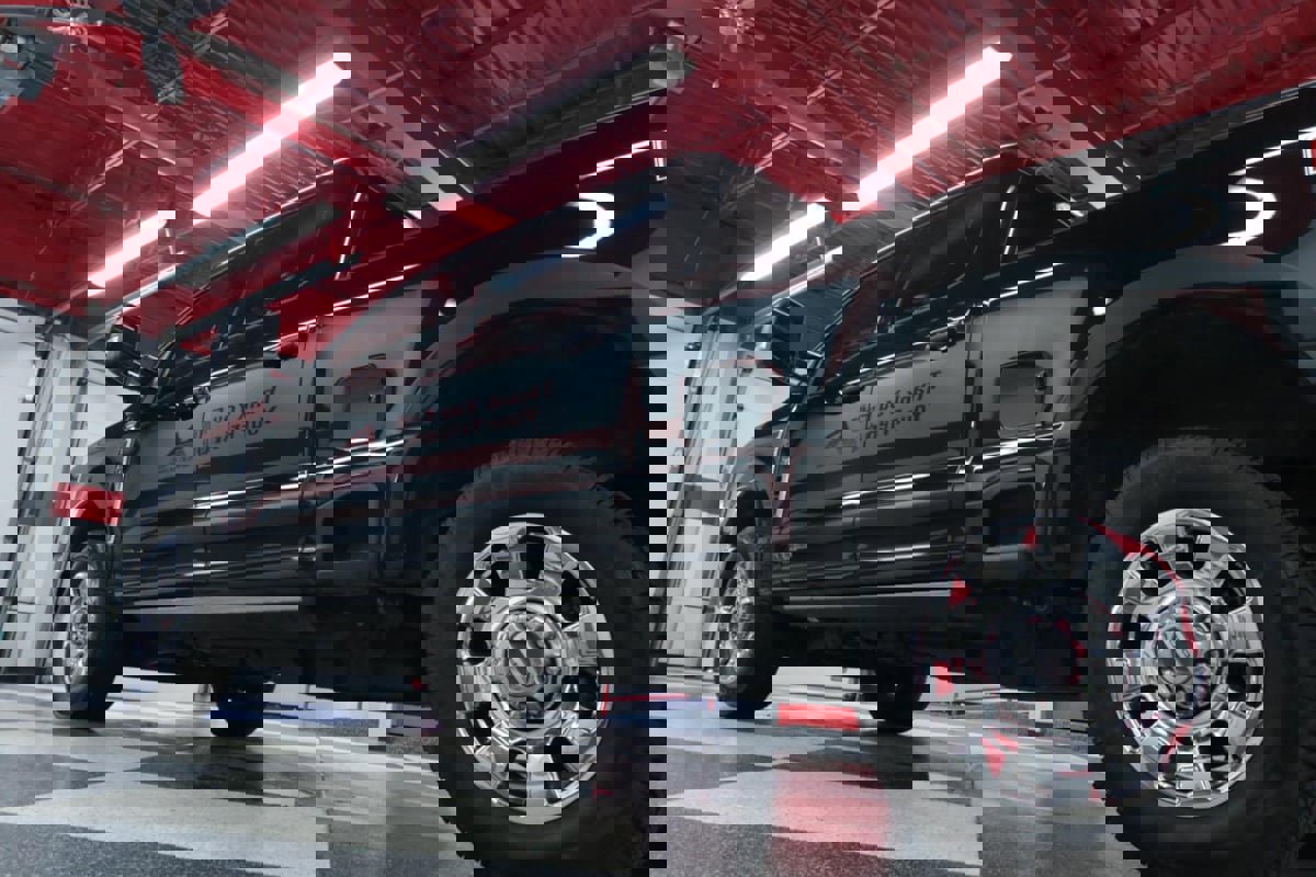 Used 2023 Ford F250 Lariat w/ Lariat Ultimate Package image 41