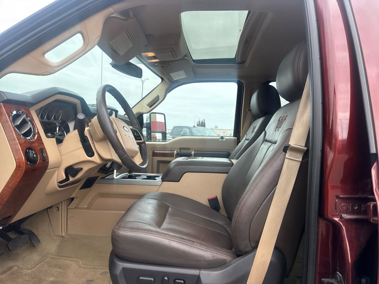 Used 2015 Ford F250 King Ranch w/ King Ranch w/Chrome Package image 13