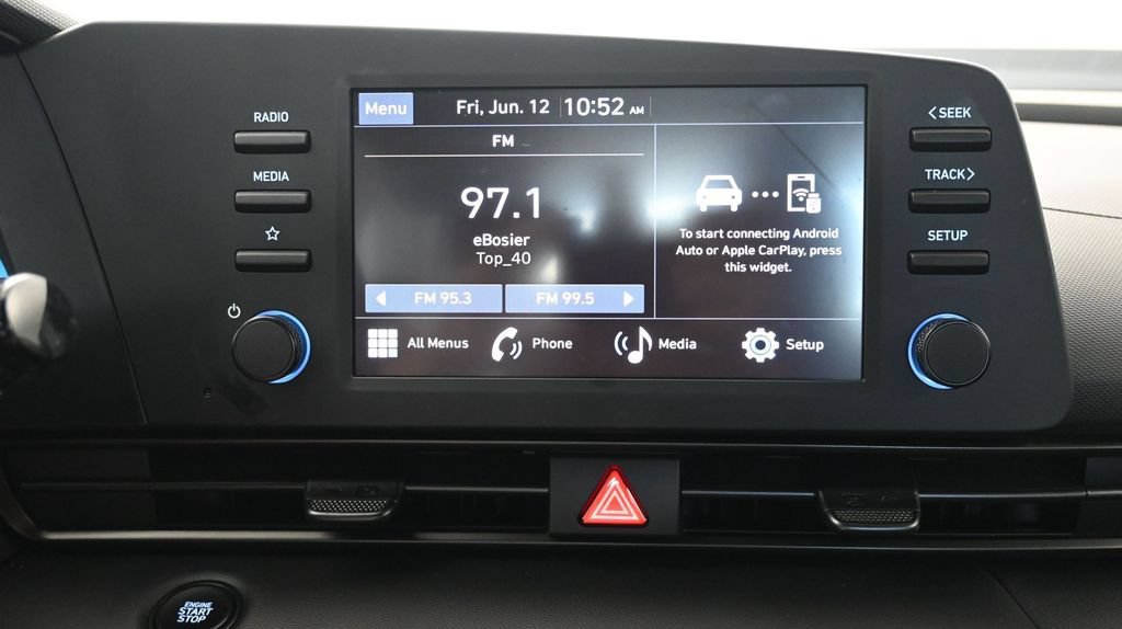 Certified 2025 Hyundai Elantra Sport FWD image 30