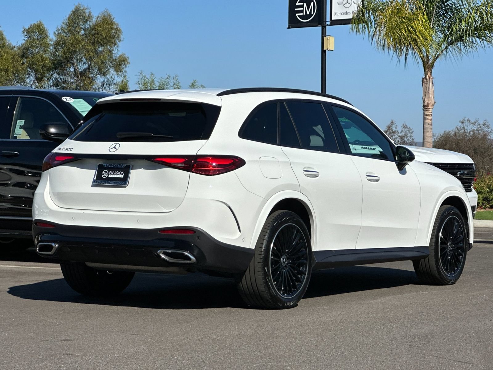 Used 2026 Mercedes-Benz GLC 300 image 3