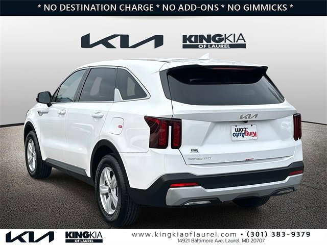 Used 2025 Kia Sorento LX image 25
