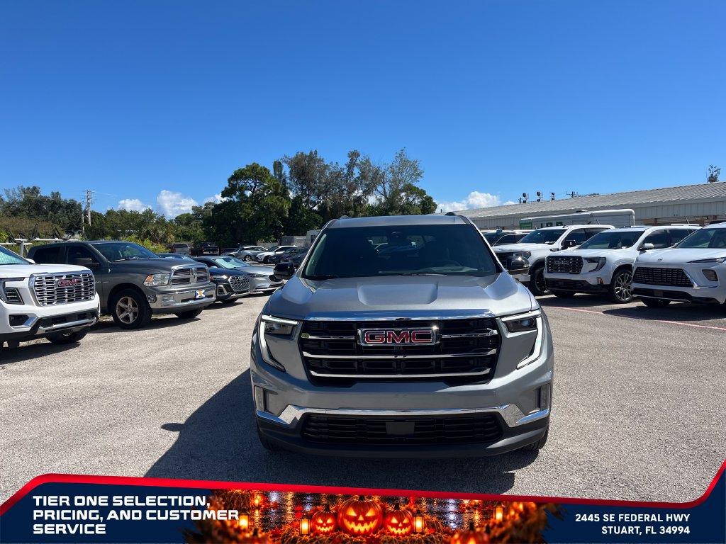 Used 2026 GMC Acadia Elevation w/ Elevation Premium Package FWD image 3