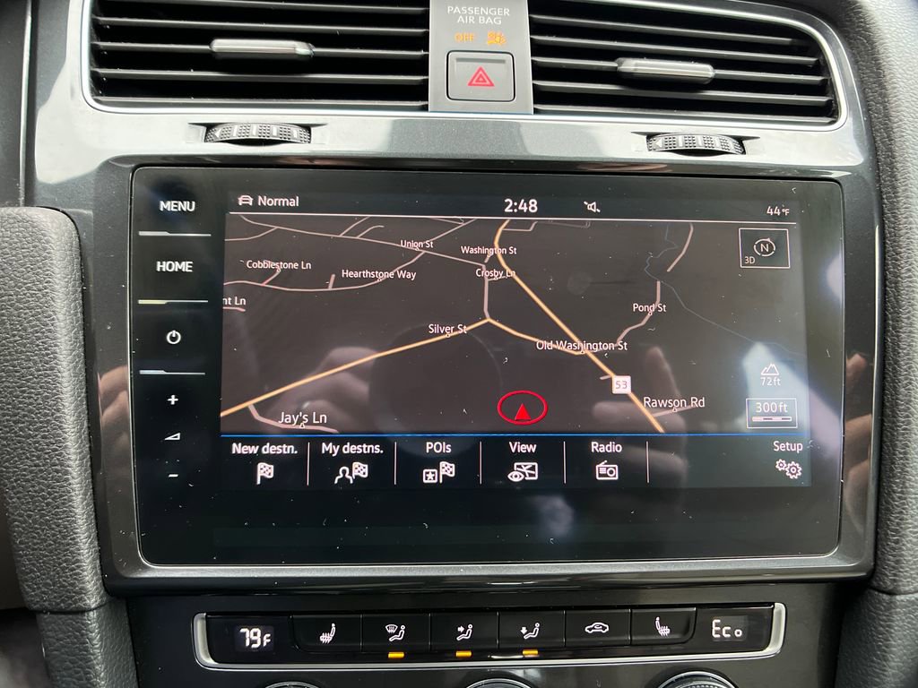 Used 2019 Volkswagen e-Golf SEL Premium image 18