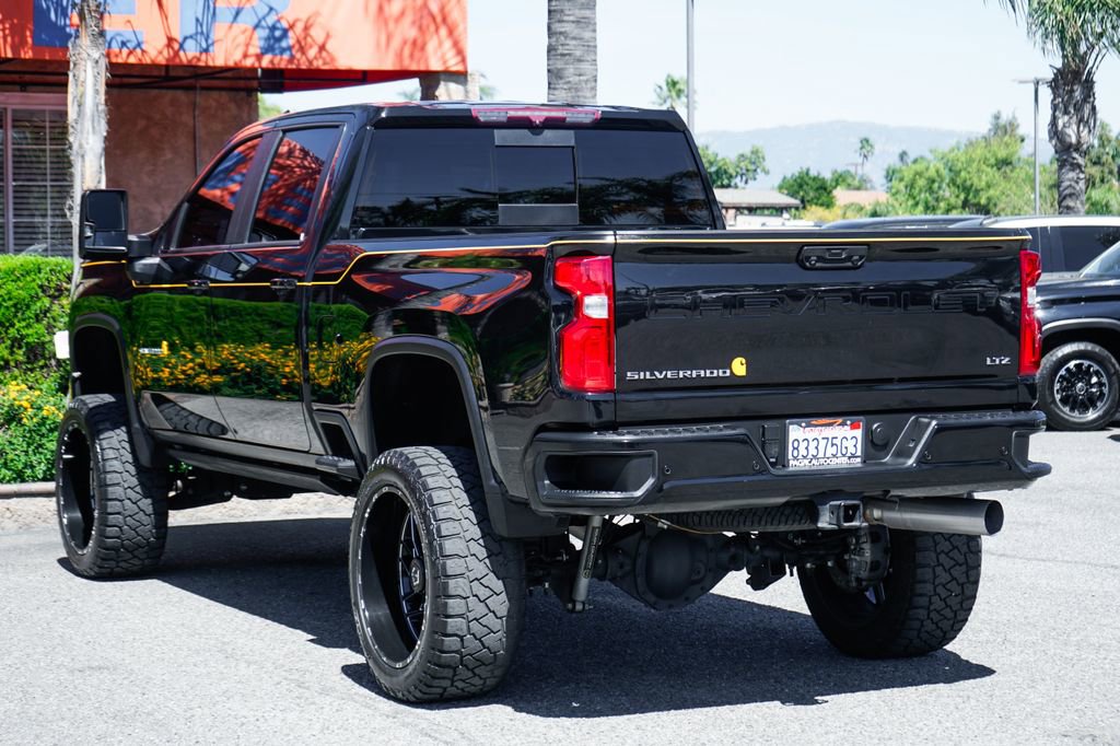 Used 2021 Chevrolet Silverado 2500 LTZ w/ Carhartt Edition image 7