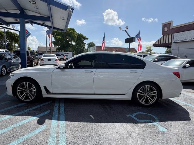 Used 2018 BMW 750i xDrive AWD/4WD image 12