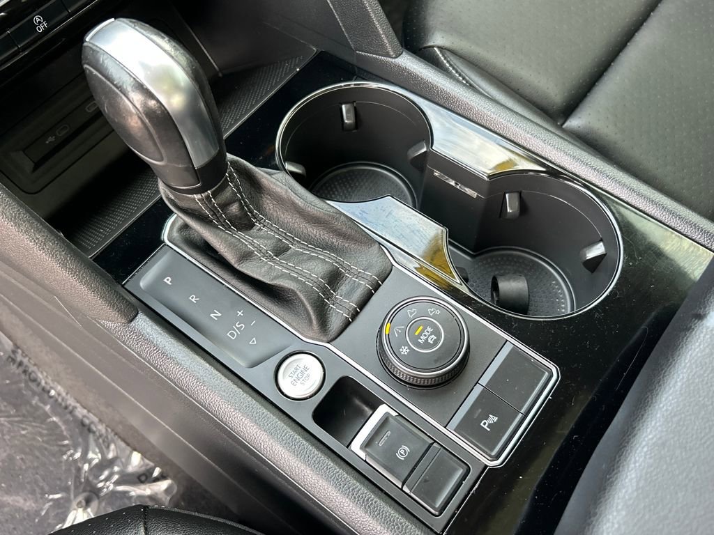 Used 2023 Volkswagen Atlas SEL image 16