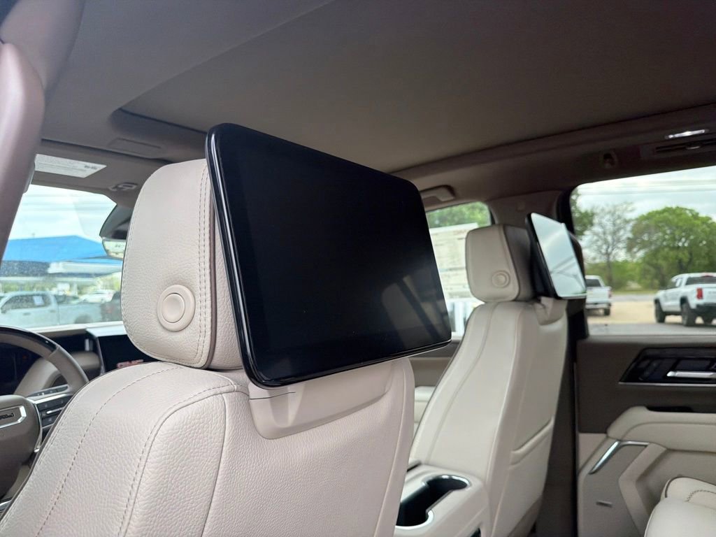 New 2026 GMC Yukon XL Denali image 11