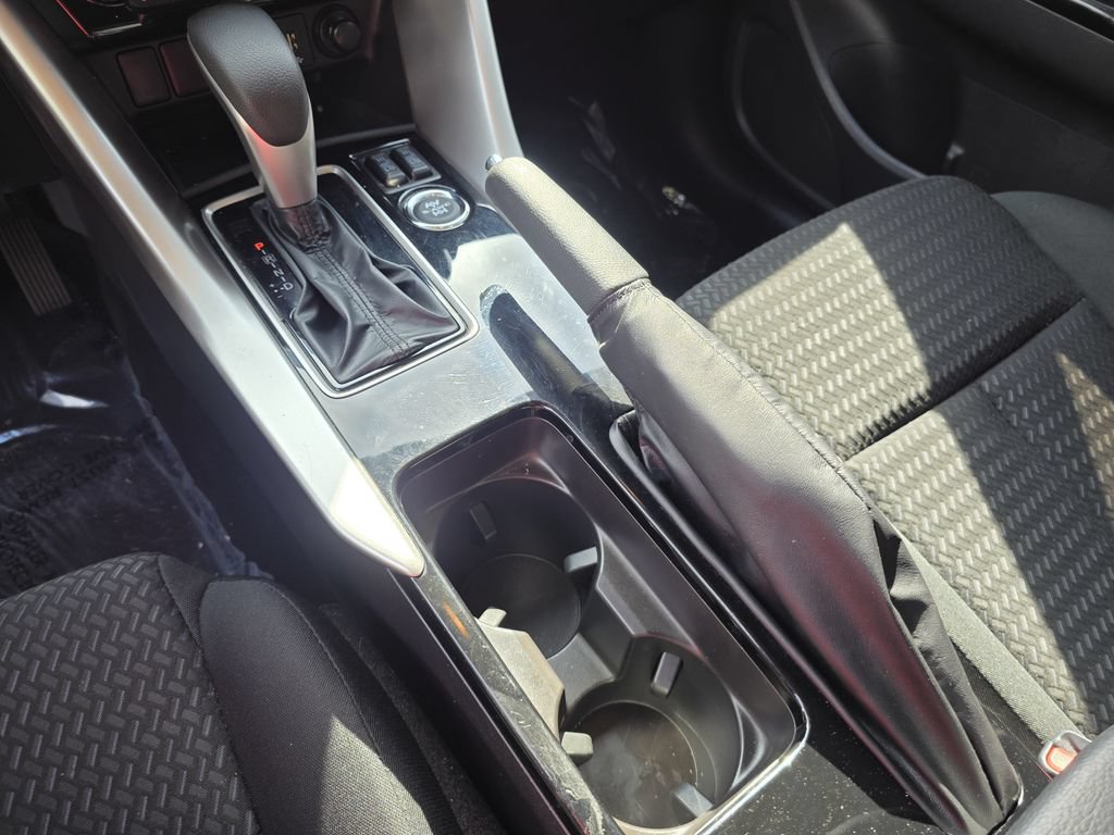 Used 2024 Mitsubishi Eclipse Cross LE AWD/4WD image 20