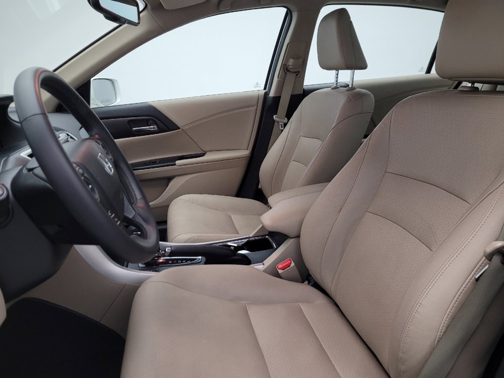 Used 2015 Honda Accord EX-L image 17