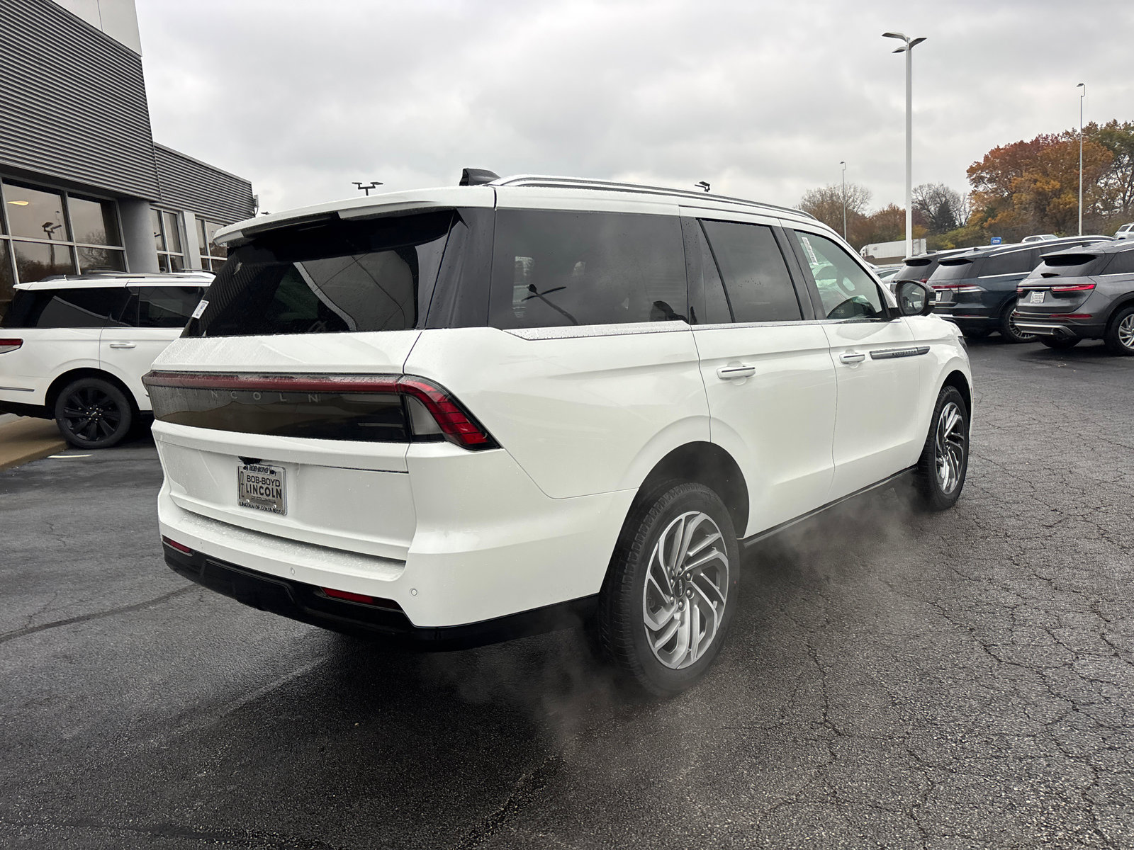 New 2025 Lincoln Navigator Reserve image 7