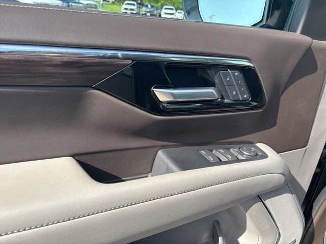 Certified 2025 Chevrolet Tahoe LT w/ Comfort Package AWD/4WD image 13