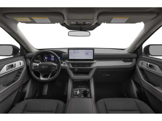 Used 2025 Ford Explorer Active w/ Active Comfort Package RWD image 42