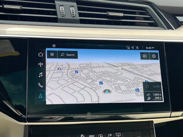 Used 2024 Audi Q8 e-tron Premium Plus w/ Premium Plus Package AWD/4WD image 18
