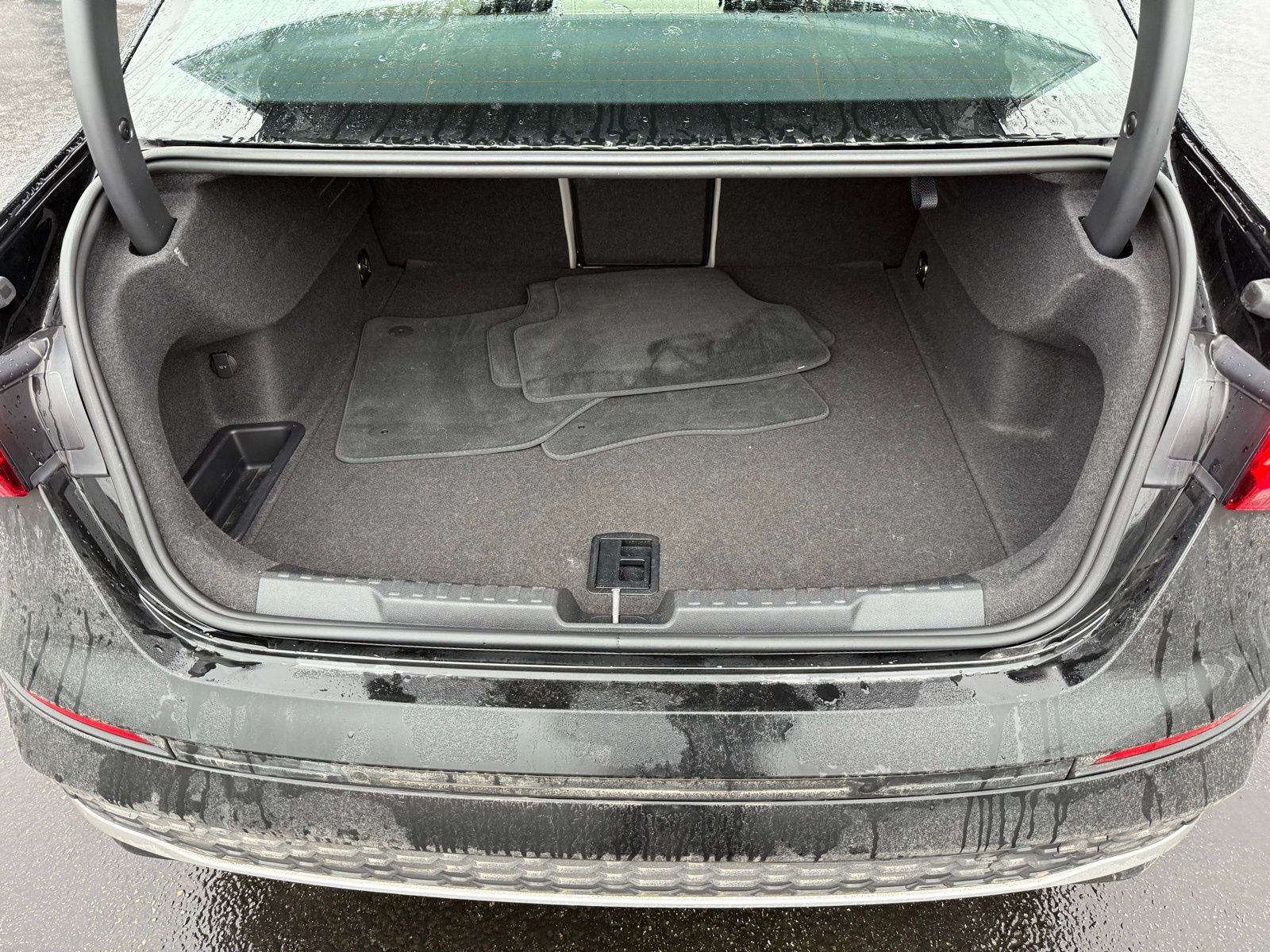 Used 2025 Audi A3 2.0T Premium w/ Convenience Package image 37