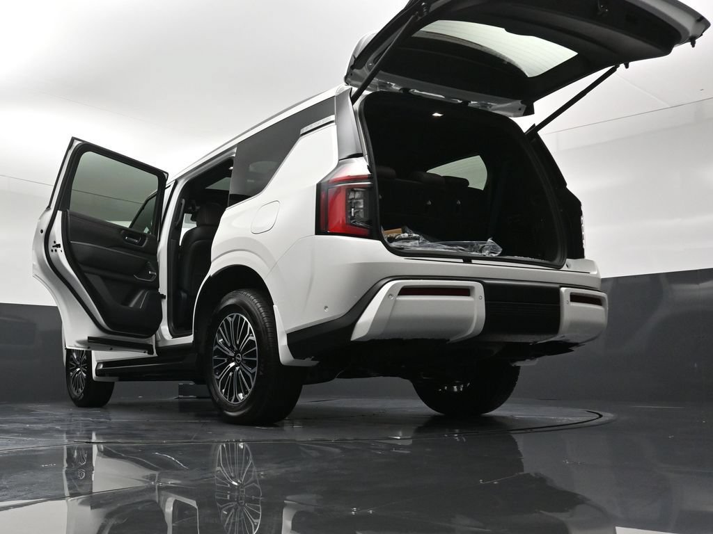 New 2026 Nissan Armada Platinum w/ Accent Package AWD/4WD image 40