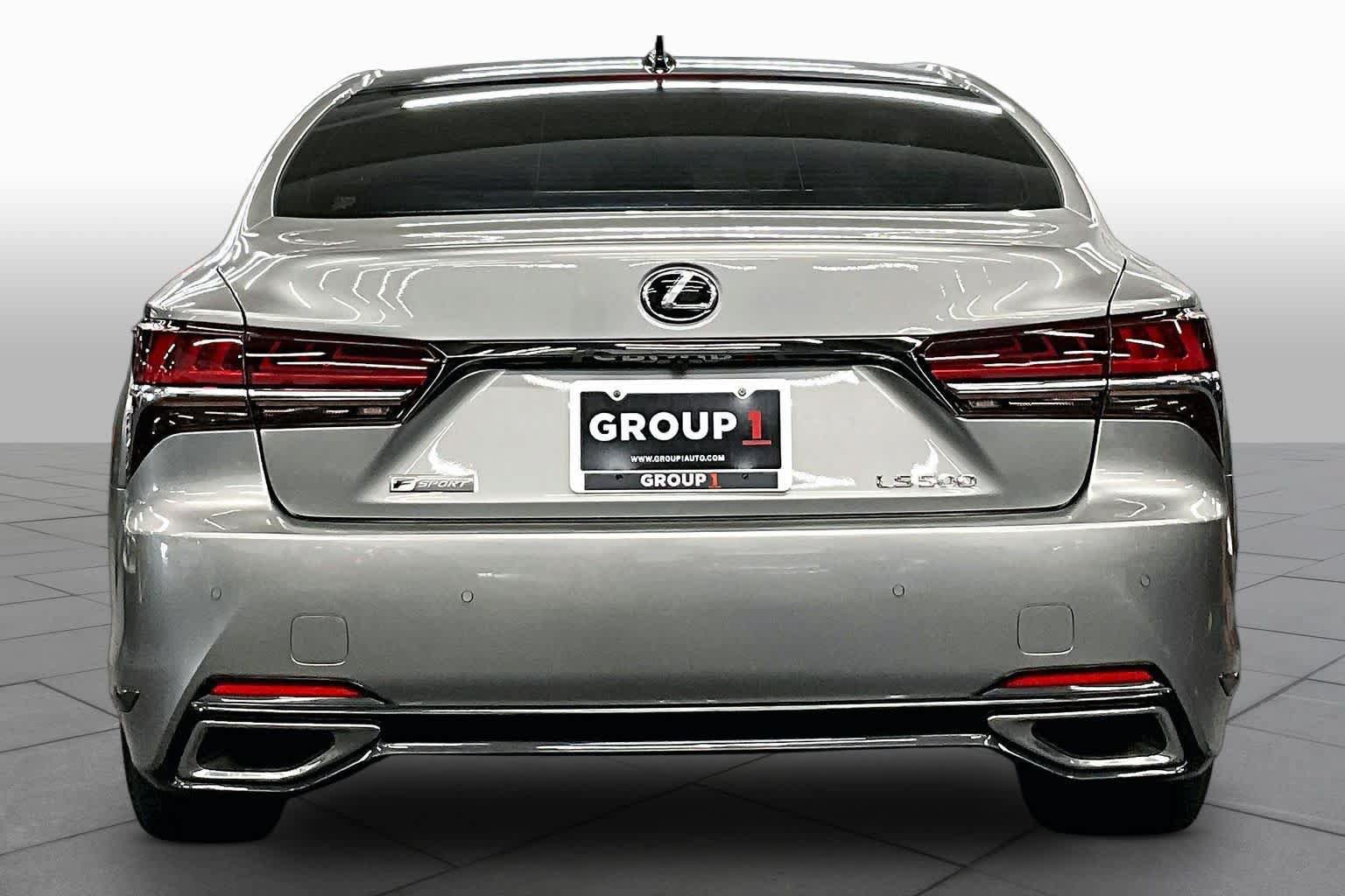Used 2018 Lexus LS 500 F Sport w/ Accessory Package (Z2) RWD image 4