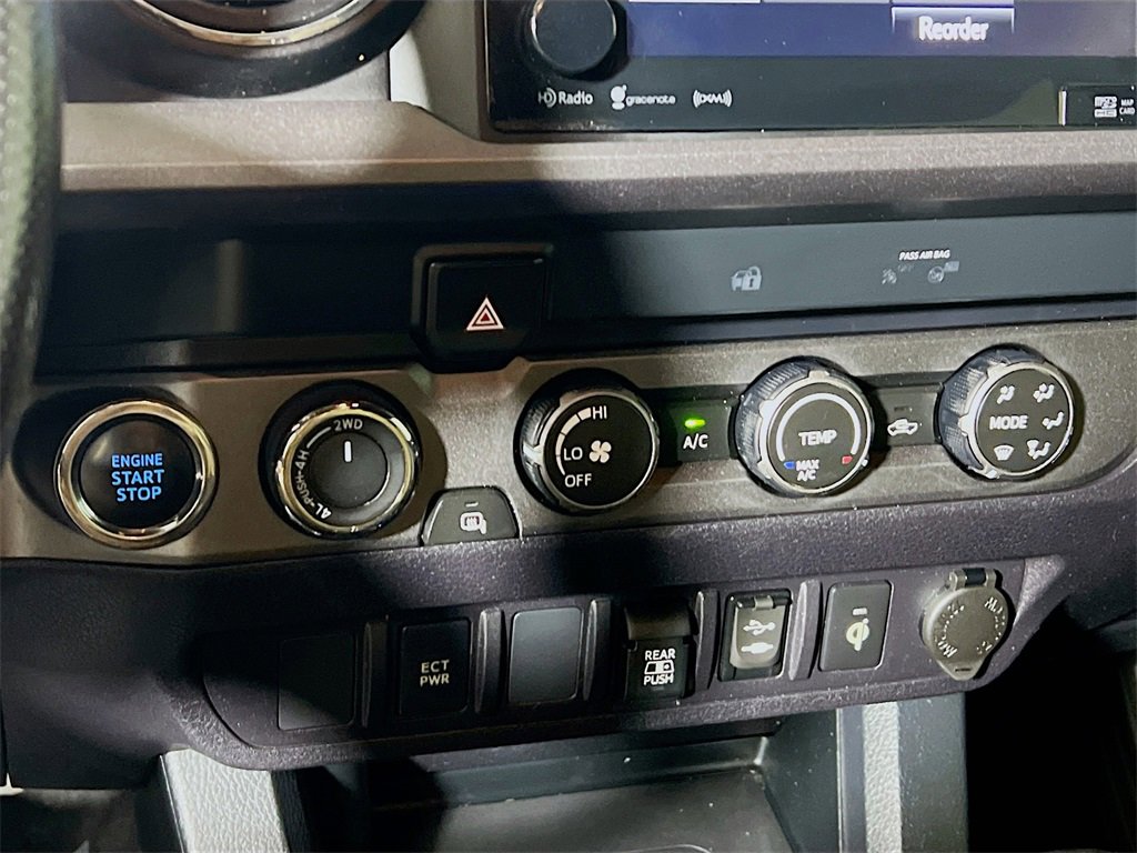 Certified 2019 Toyota Tacoma TRD Sport image 15