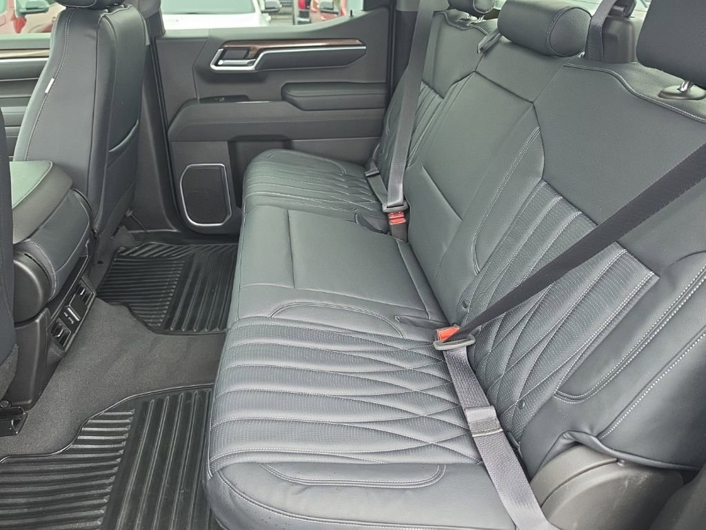 Used 2022 Chevrolet Silverado 1500 LT image 24