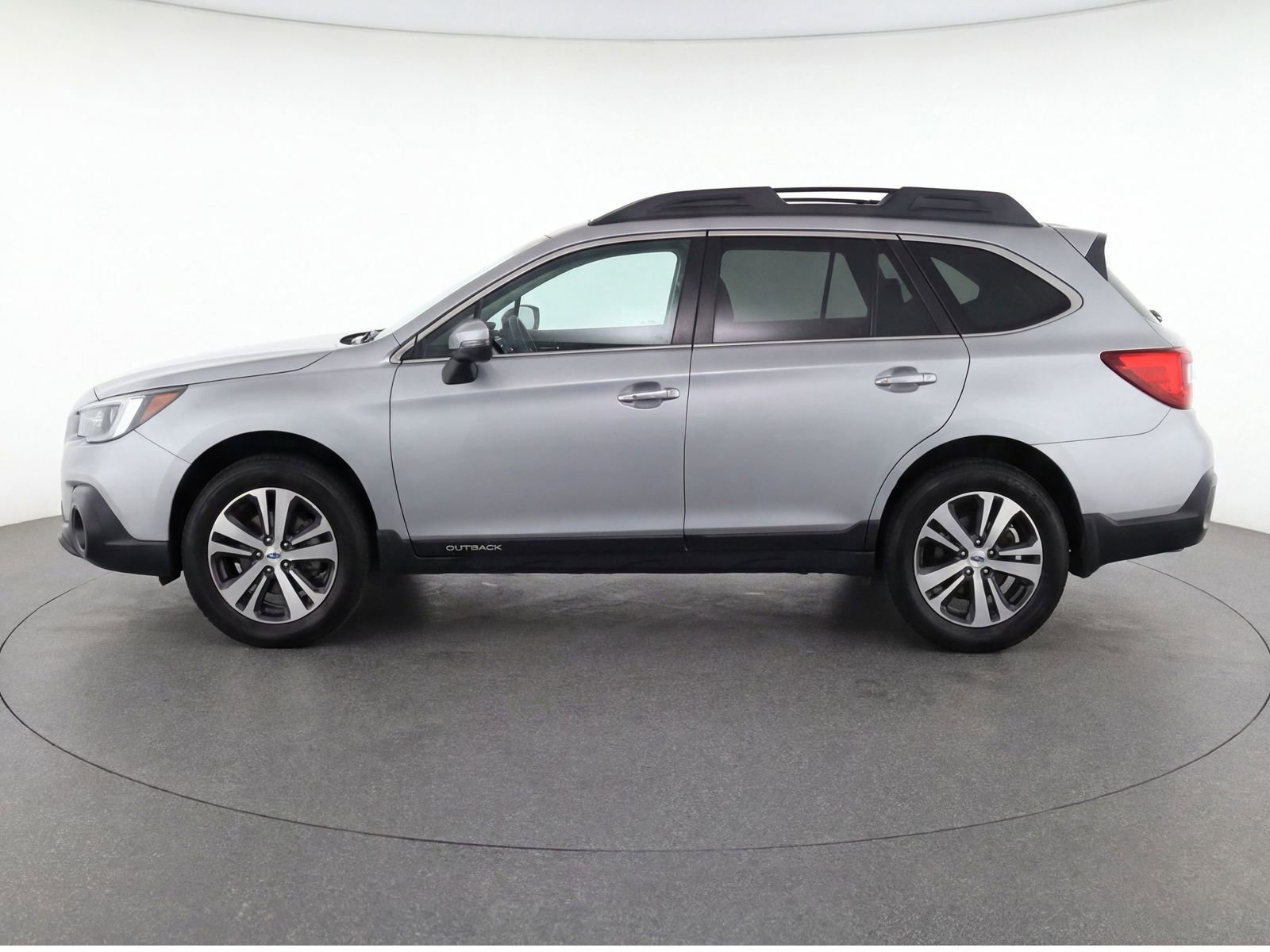 Used 2019 Subaru Outback 2.5i Limited w/ Popular Package #2 AWD/4WD image 7