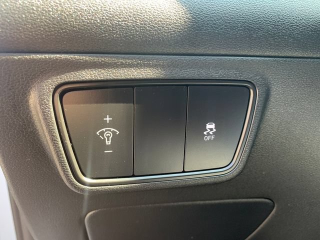 Certified 2023 Hyundai Tucson SE AWD/4WD image 25