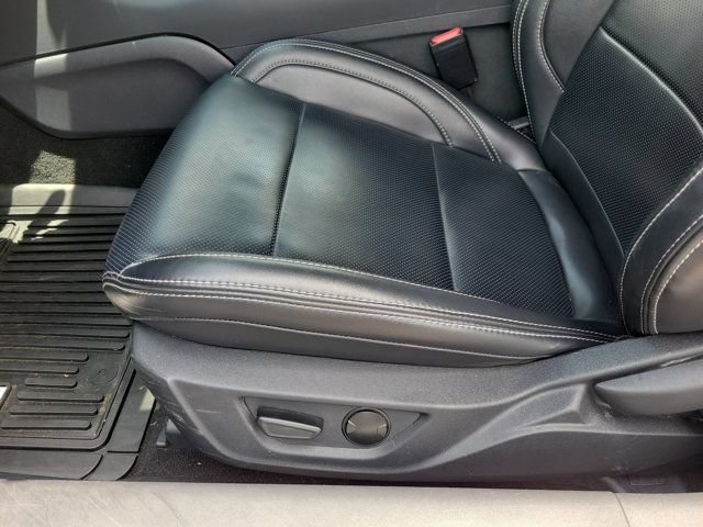 Used 2025 Ford Mustang Premium RWD image 11