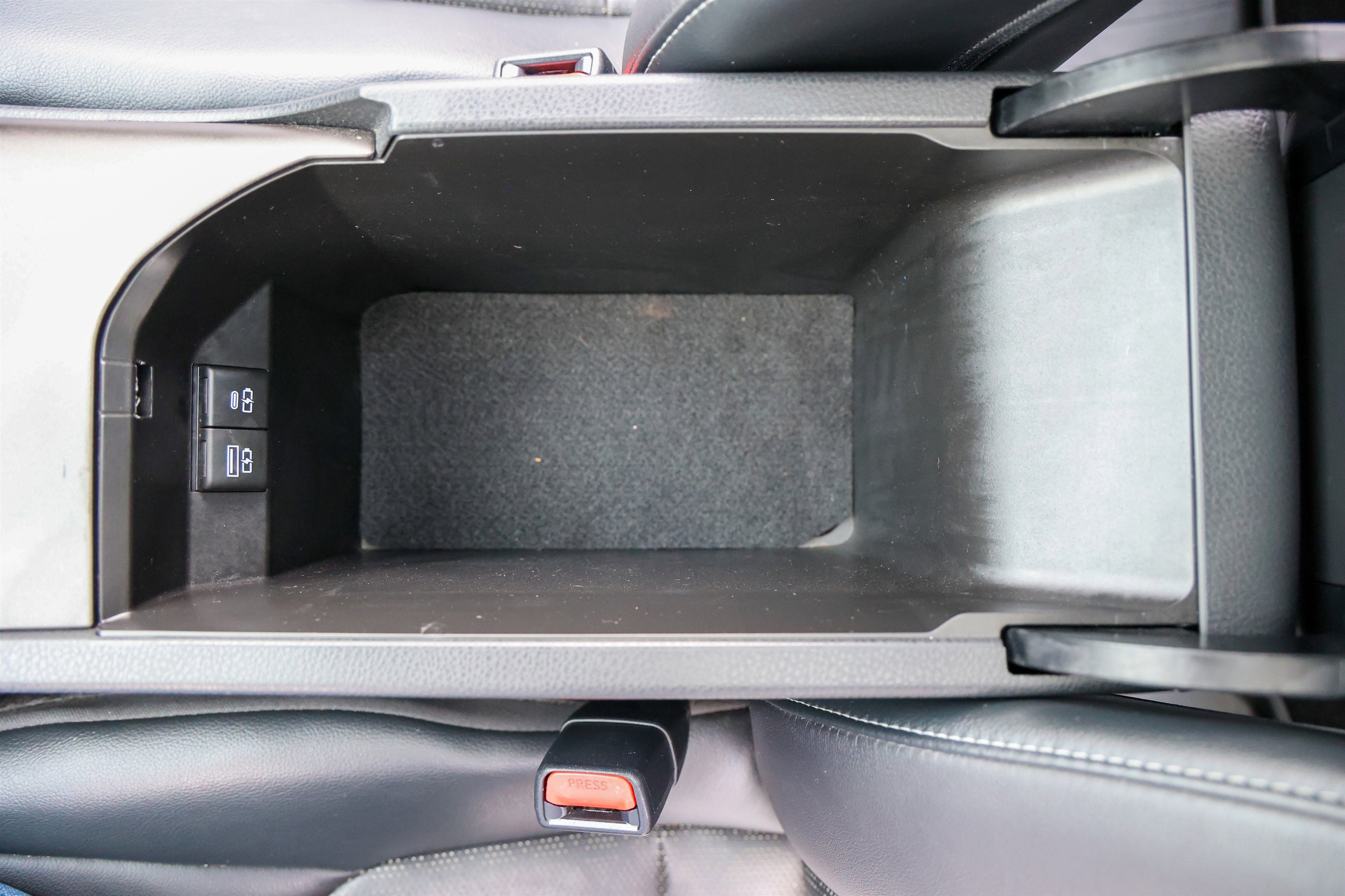 Used 2022 Toyota Camry XSE image 28