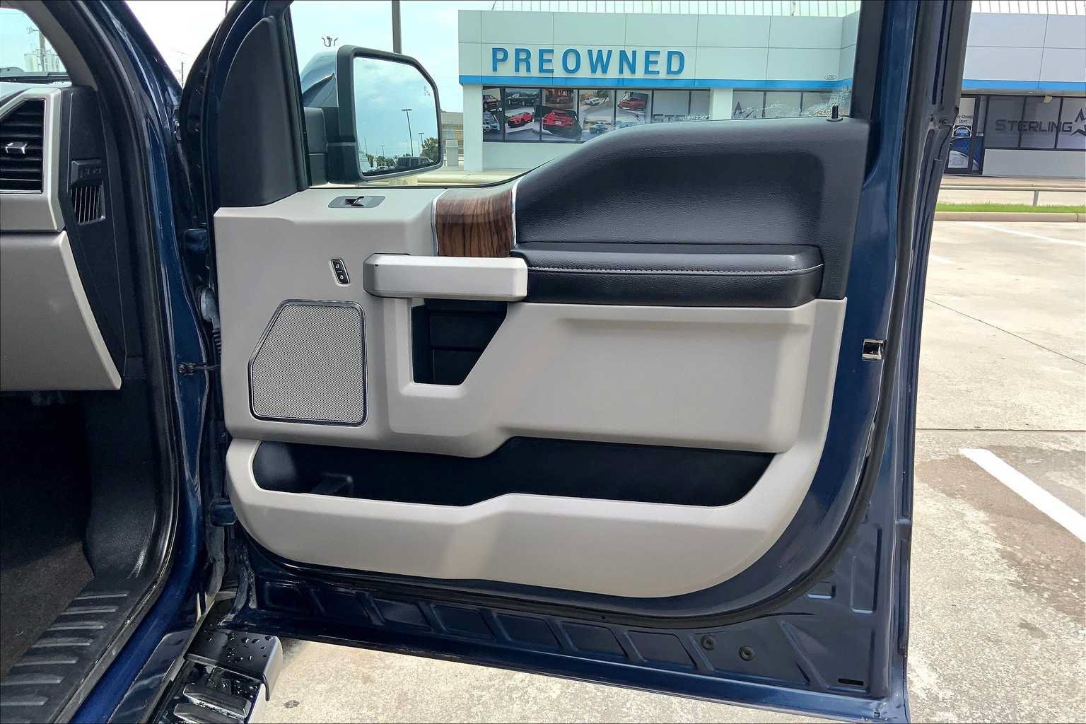 Used 2020 Ford F150 Lariat RWD image 22