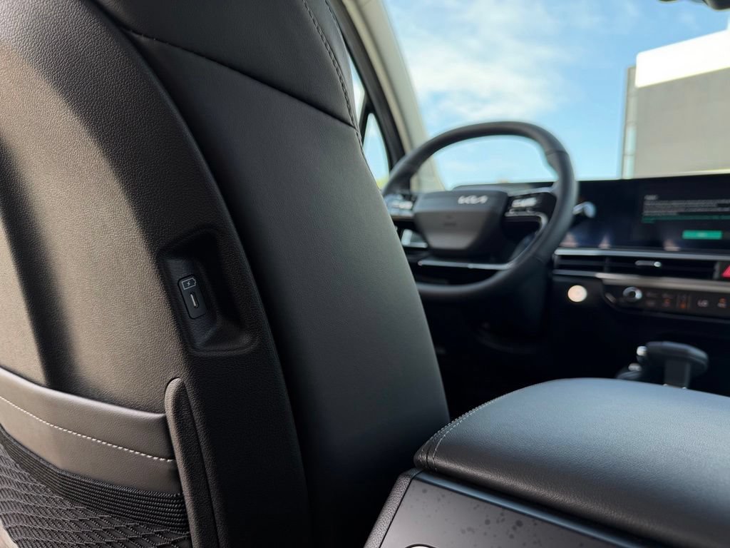 New 2026 Kia Sorento S AWD/4WD image 31