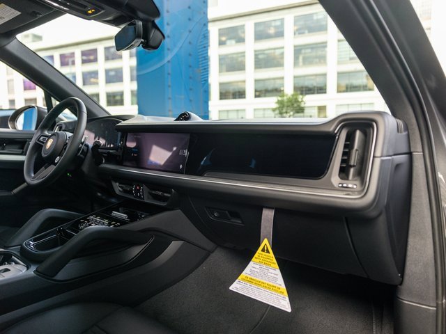 New 2026 Porsche Cayenne E-Hybrid image 34