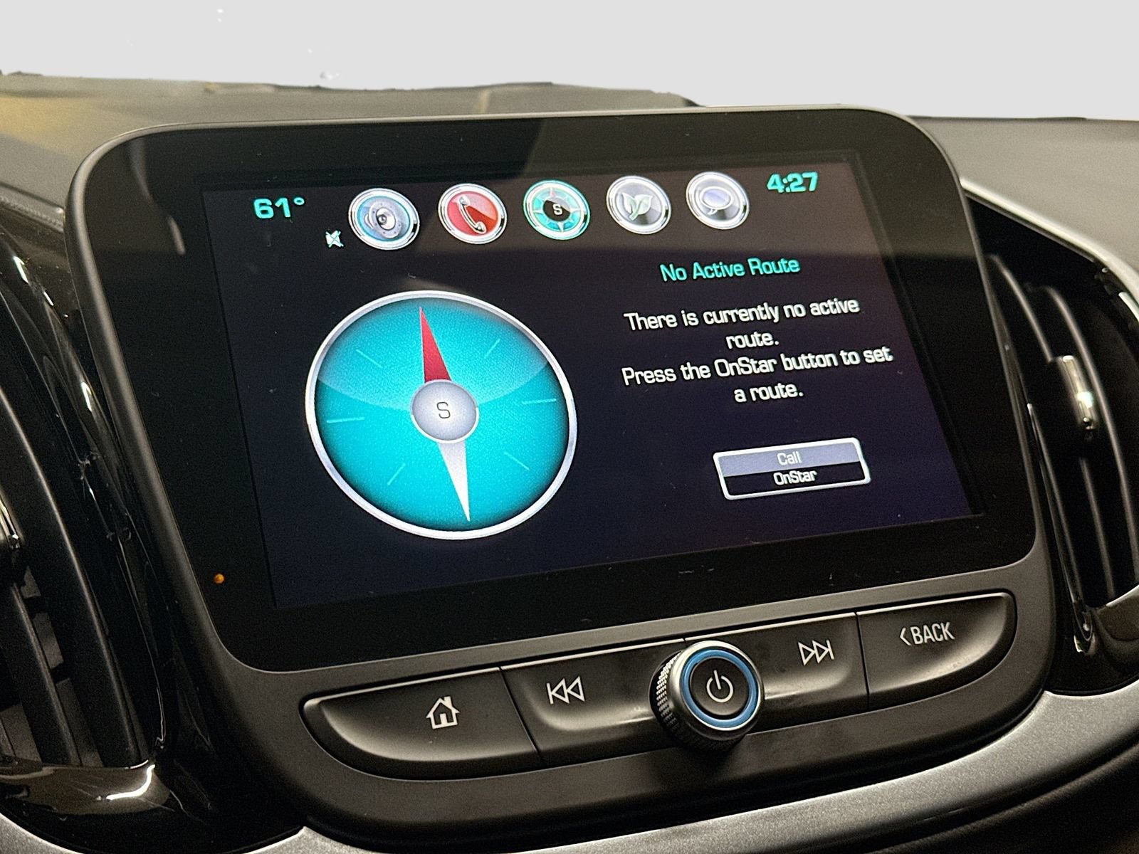 Used 2017 Chevrolet Volt LT FWD image 15