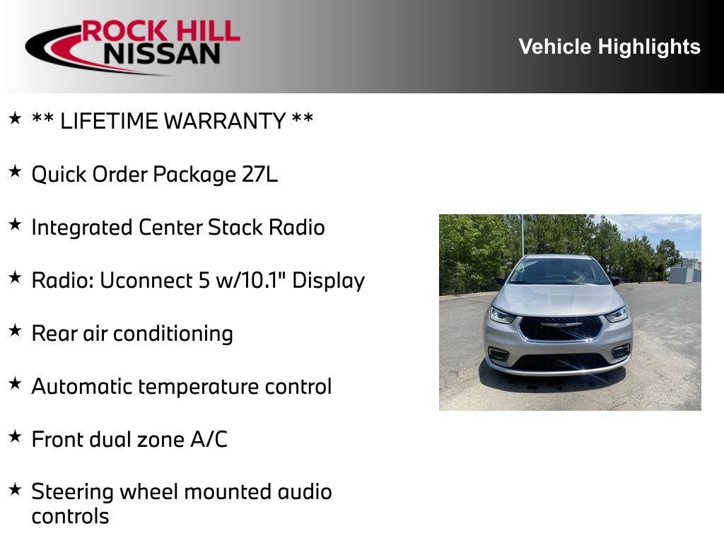 Used 2024 Chrysler Pacifica Touring-L FWD image 5