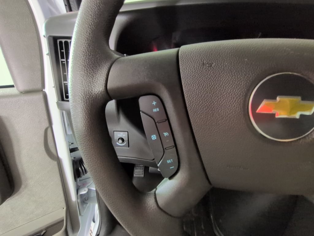New 2026 Chevrolet Express 2500 w/ Driver Convenience Package RWD image 15