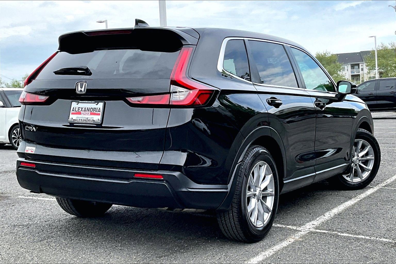 Used 2023 Honda CR-V EX image 11