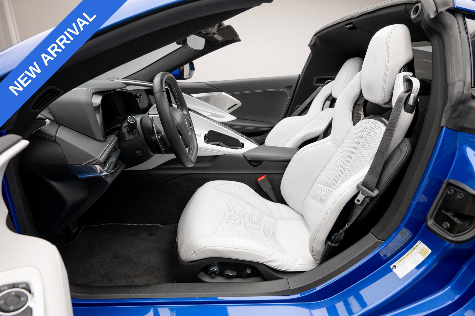 Used 2020 Chevrolet Corvette Stingray Preferred Cpe w/ 2LT Preferred Equipment Group RWD image 12