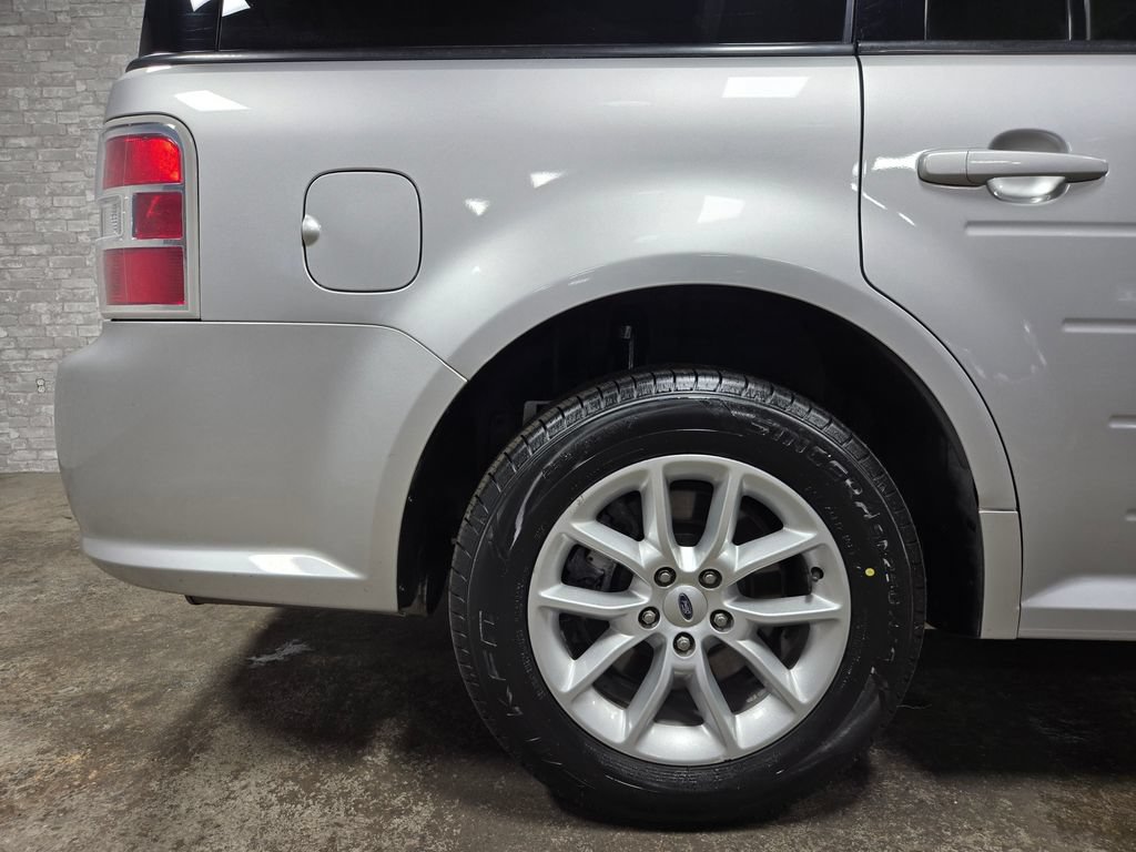 Used 2019 Ford Flex SE FWD image 59