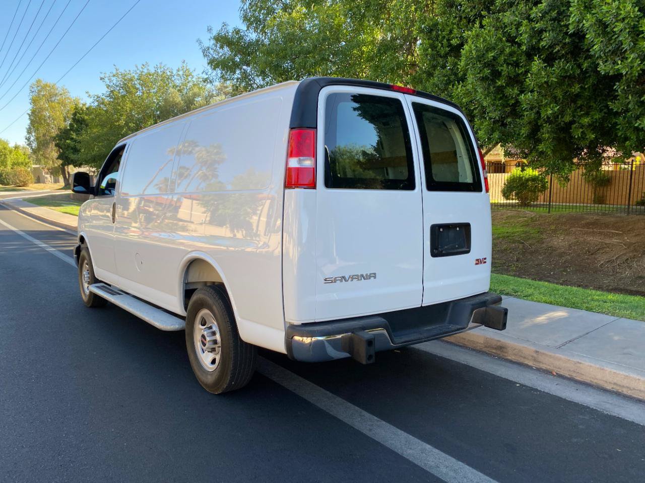 Used 2025 GMC Savana 2500 w/ Driver Convenience Package RWD image 40