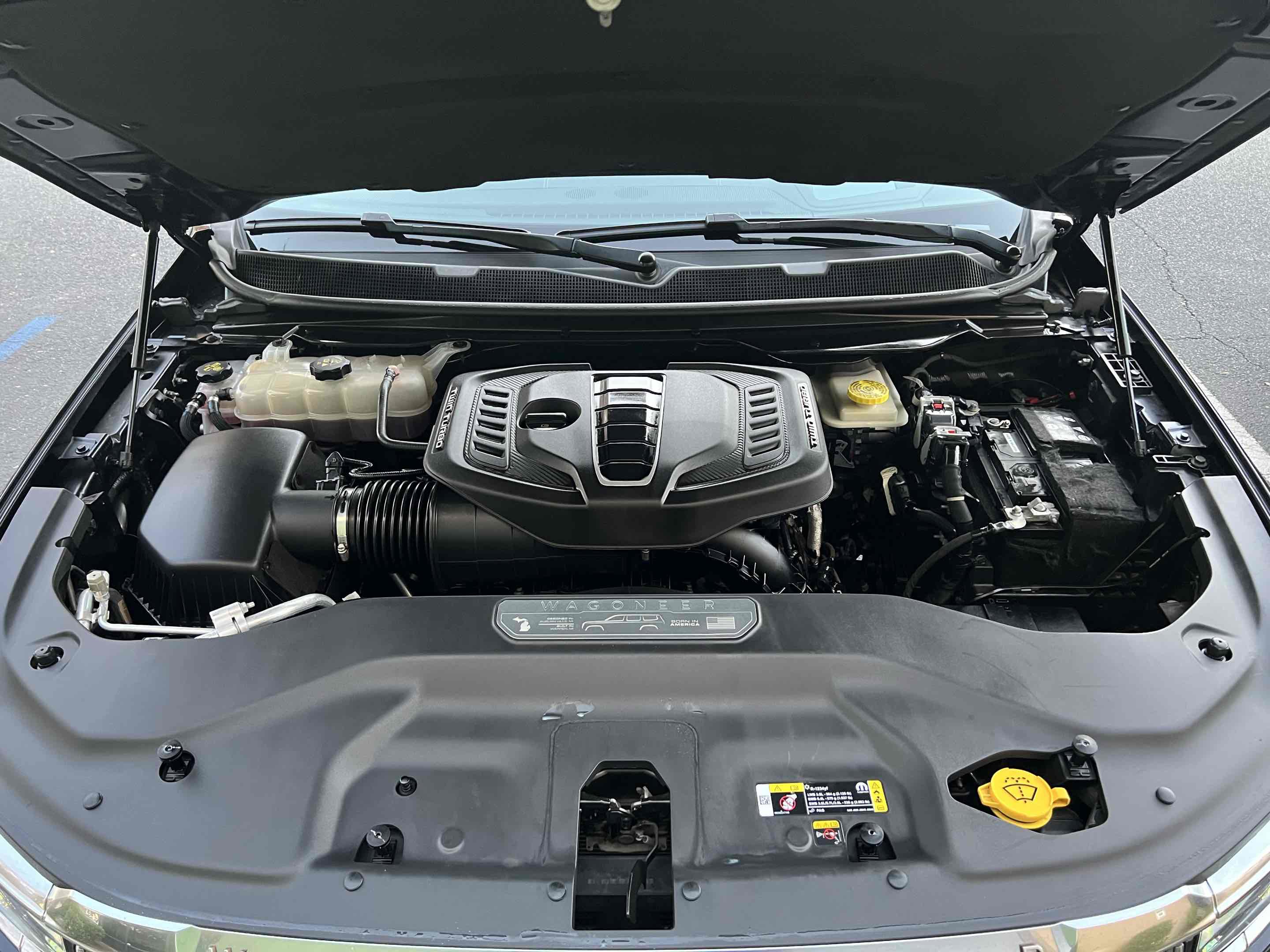 Used 2023 Jeep Grand Wagoneer L Series III image 23