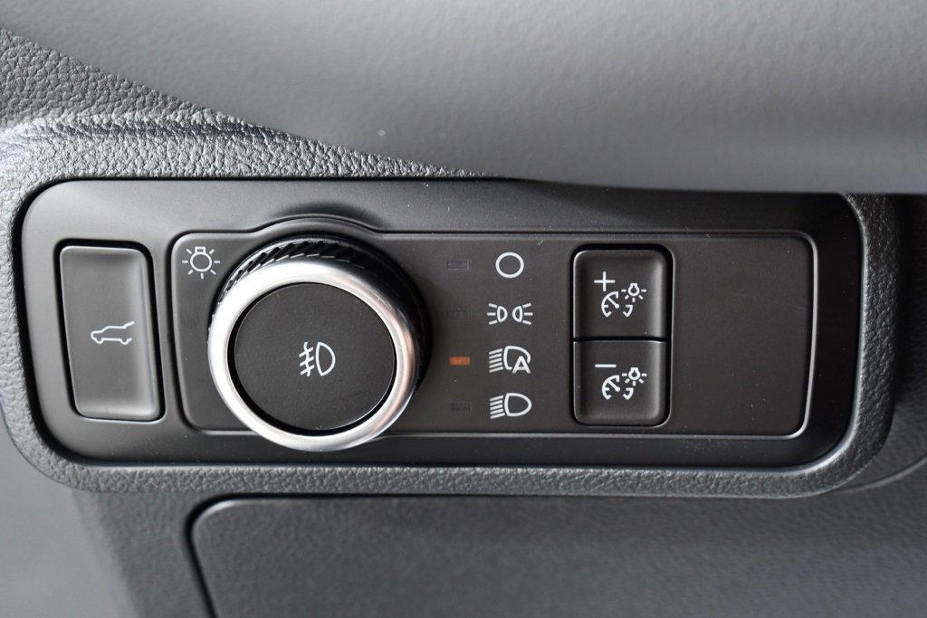 New 2025 Ford Explorer Active w/ Active Comfort Package image 32