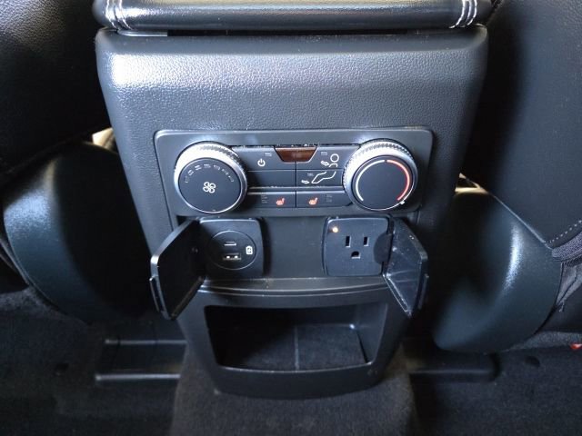 Used 2021 Ford Explorer Limited w/ Equipment Group 301A AWD/4WD image 47