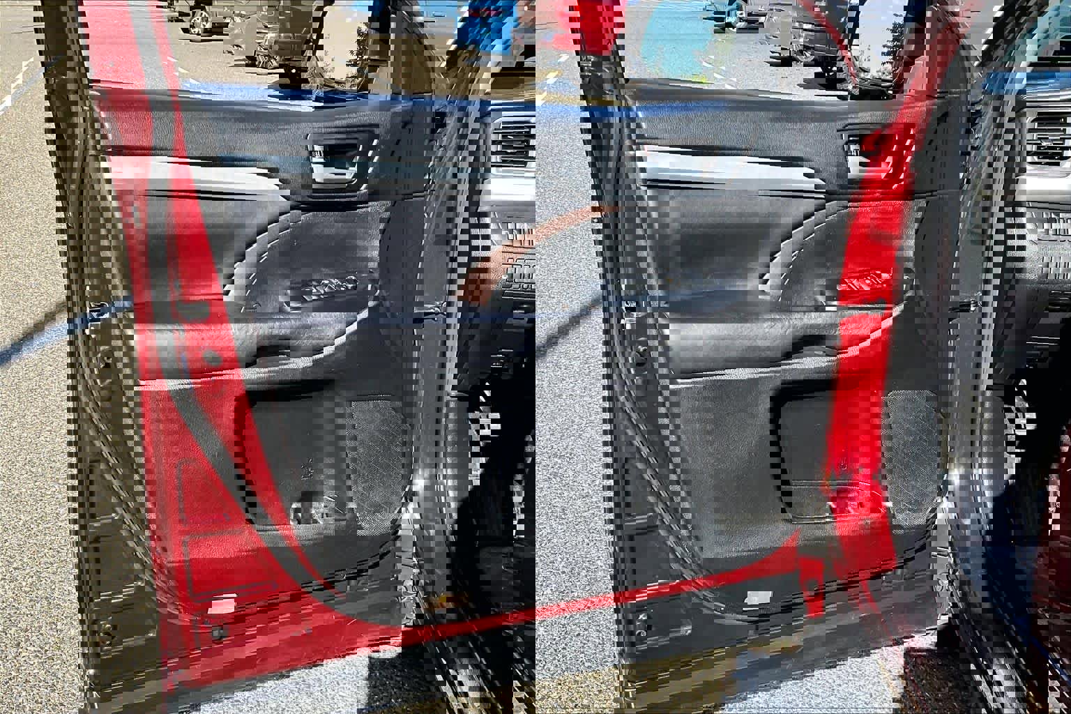 Used 2018 Toyota Highlander XLE image 21