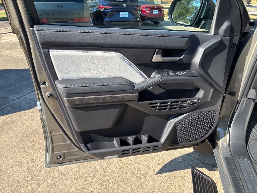 New 2026 Toyota Tacoma Limited AWD/4WD image 12
