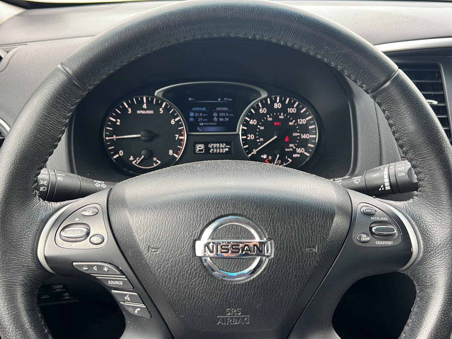Used 2015 Nissan Pathfinder SL w/ SL Tech Package FWD image 16
