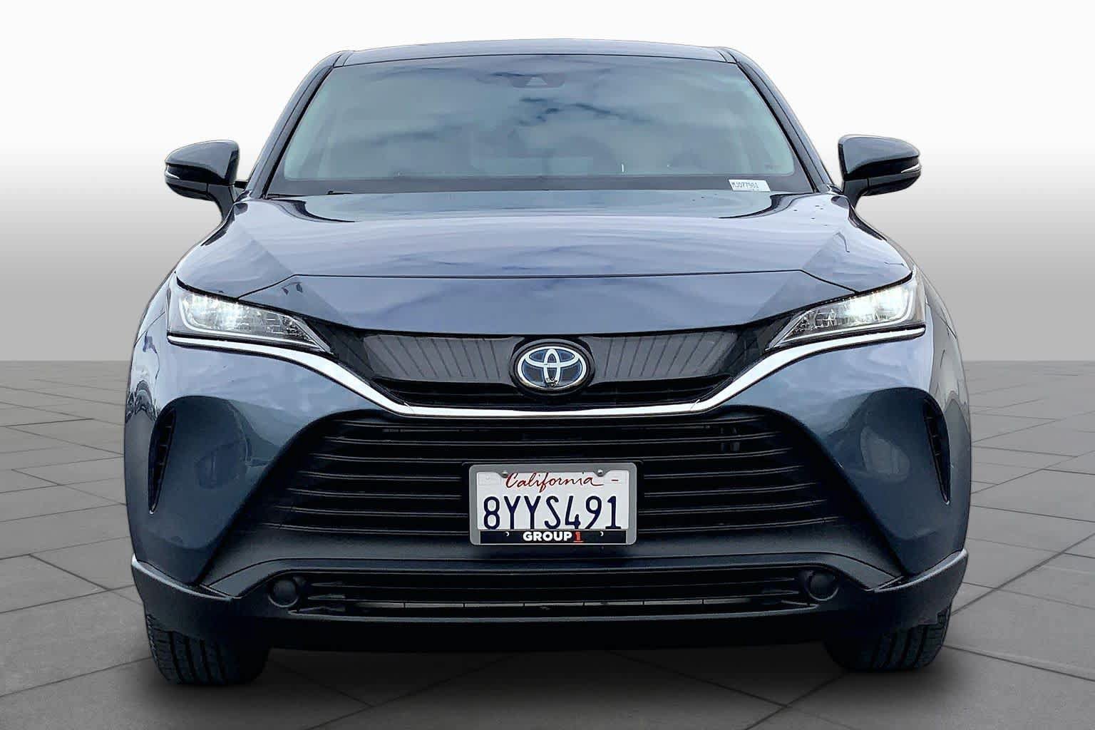 Used 2021 Toyota Venza LE AWD/4WD image 3
