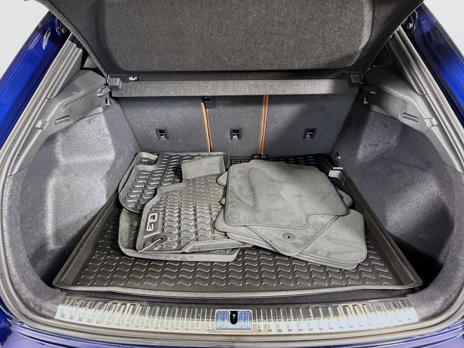 Certified 2025 Audi Q3 2.0T Premium Plus w/ Premium Plus Package image 26