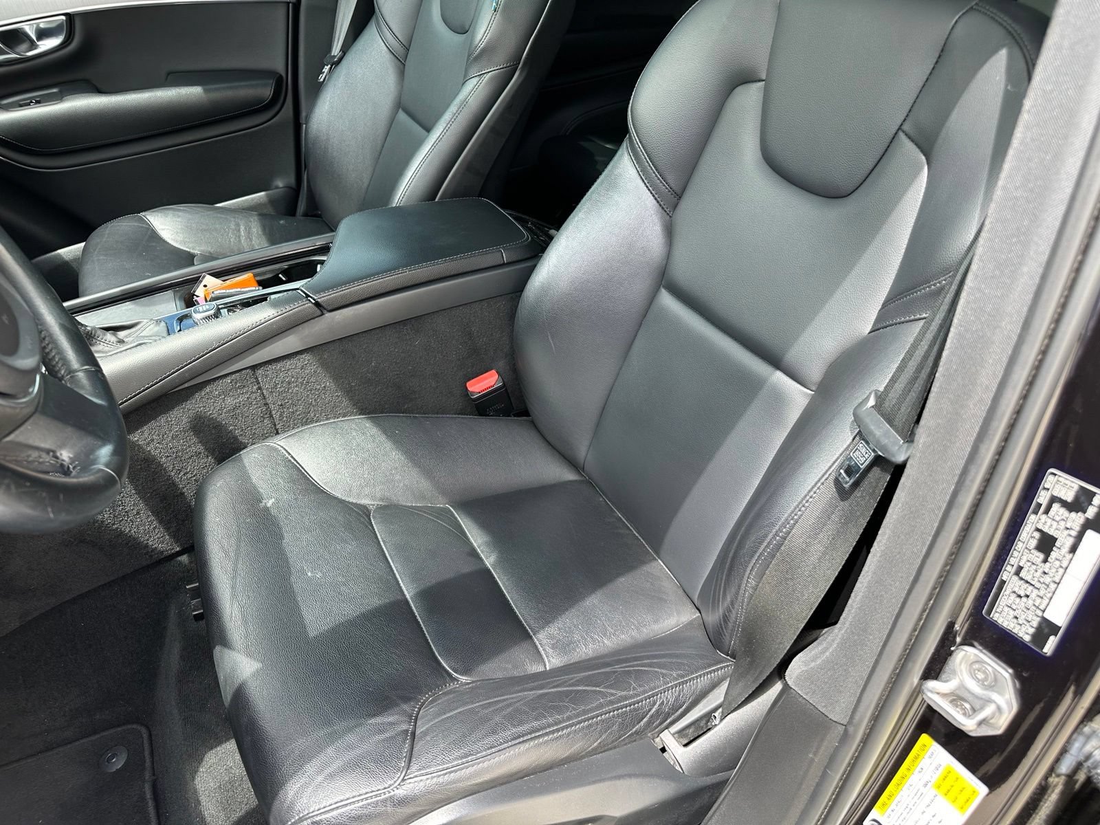 Used 2021 Volvo XC90 T5 Momentum FWD image 10