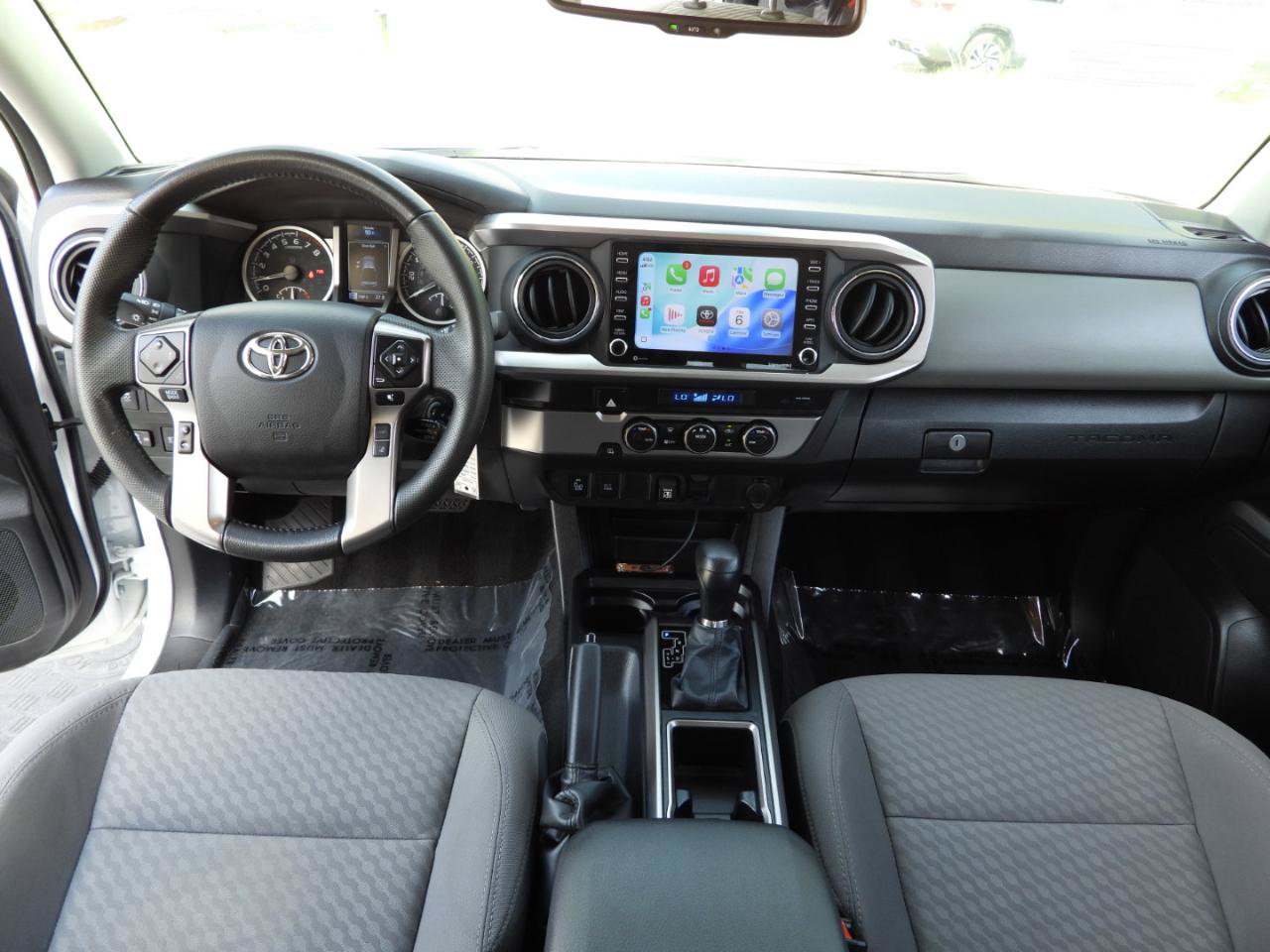 Used 2022 Toyota Tacoma SR5 w/ Technology Package RWD image 42