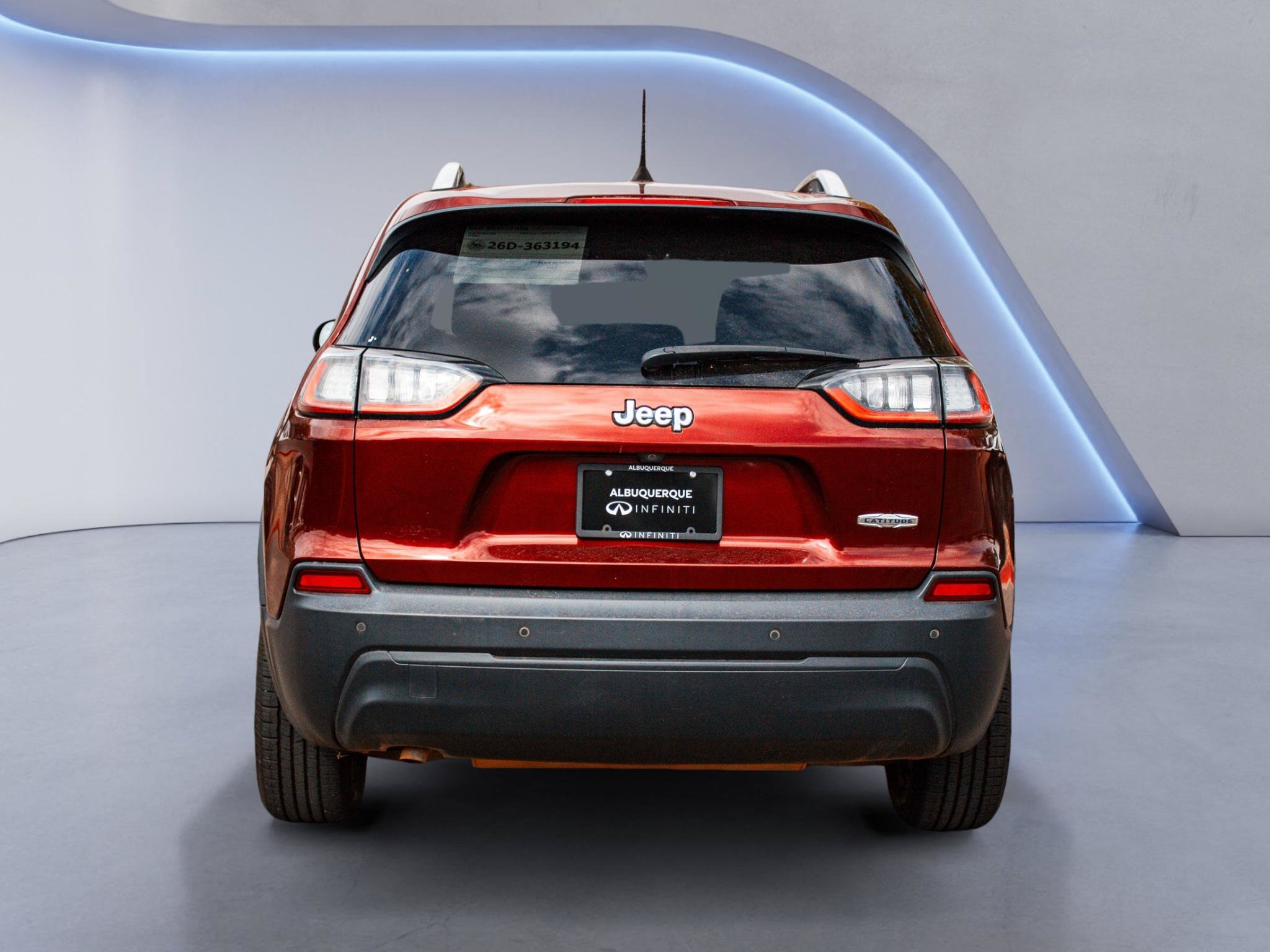 Used 2019 Jeep Cherokee Latitude Plus FWD image 5