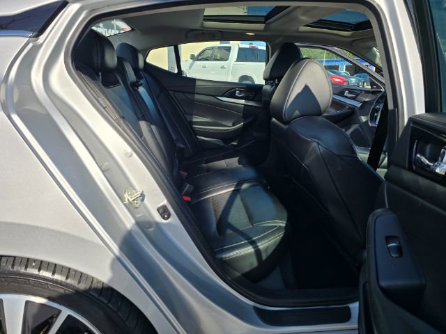 Used 2020 Nissan Maxima 3.5 SL w/ Floor Mat Group image 12