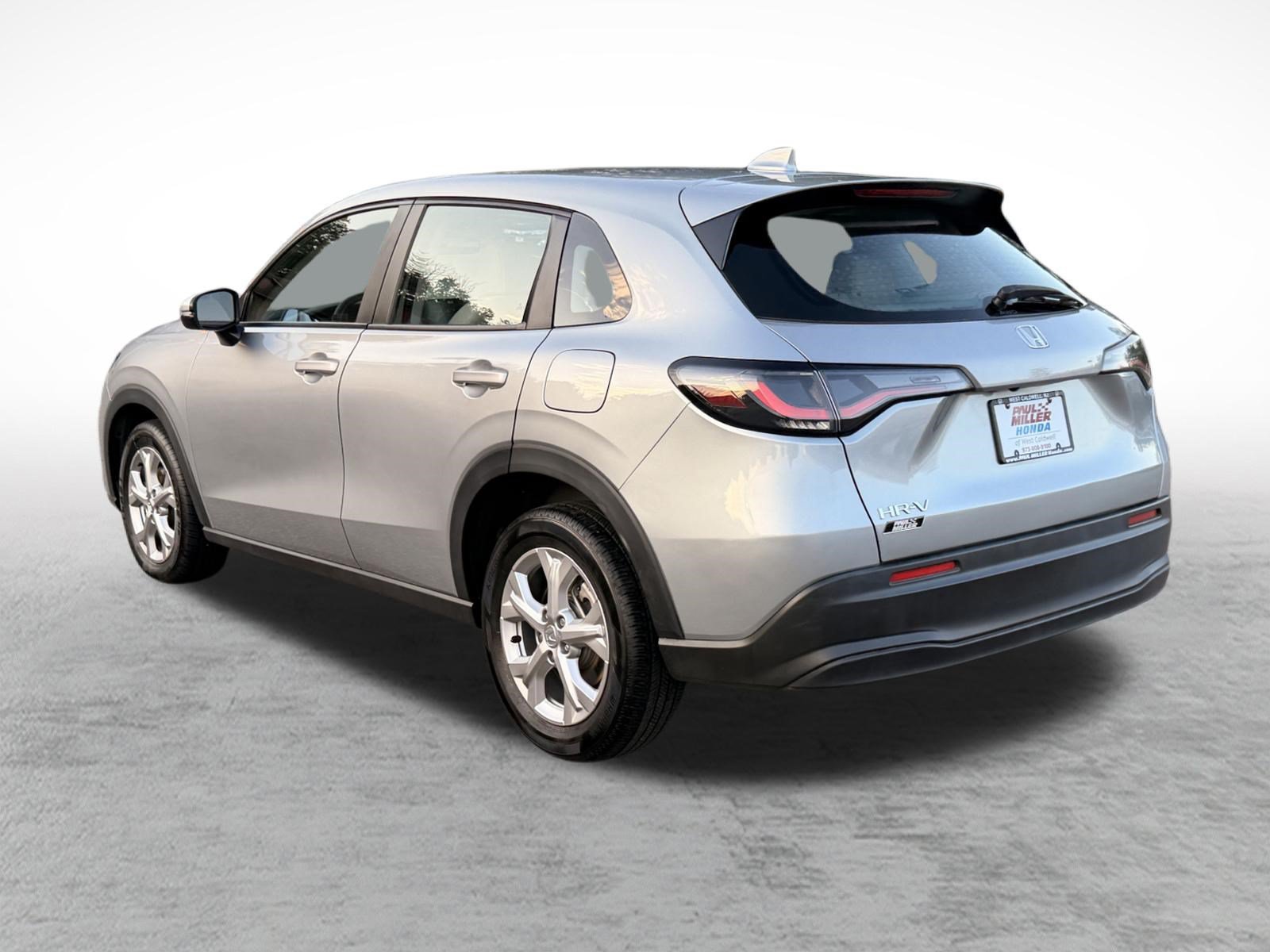 Used 2025 Honda HR-V LX image 4