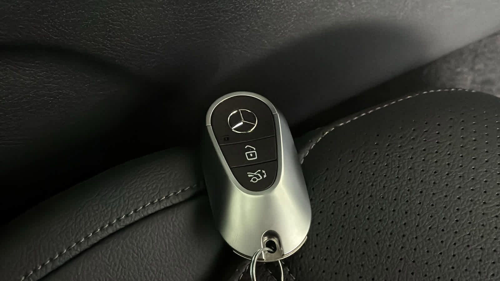 New 2026 Mercedes-Benz GLC 300 4MATIC image 36